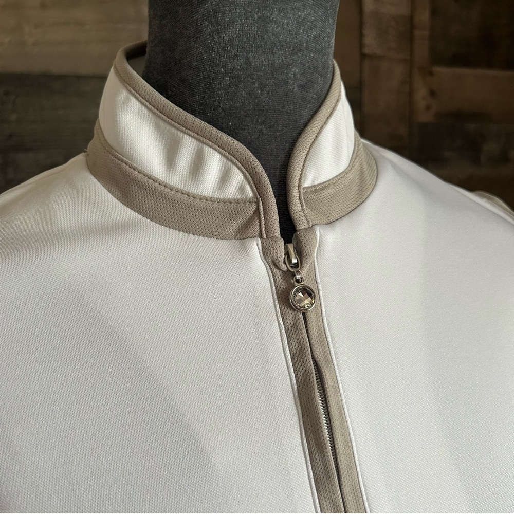 Daily Sports White Sleeveless Golf Top with Zipper - Picture 2 of 9